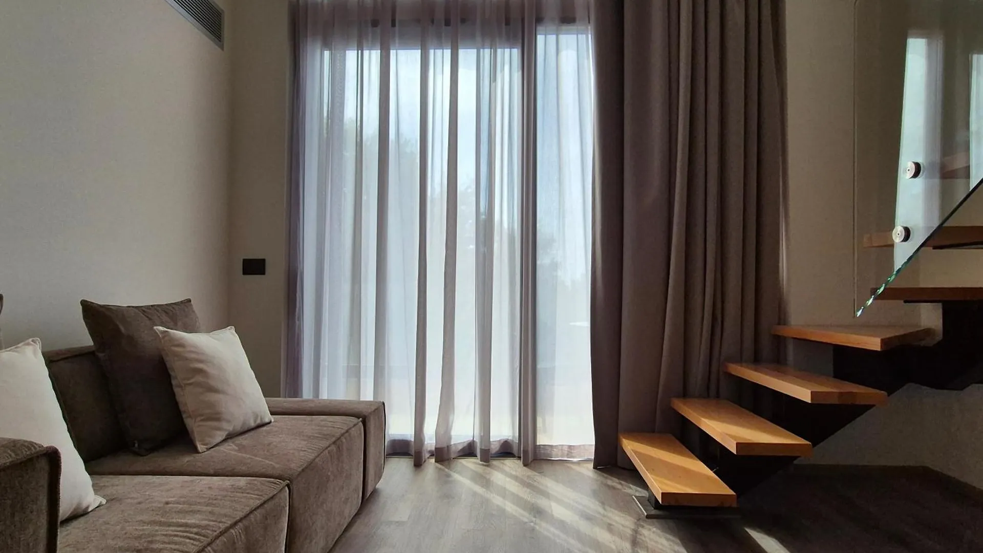 Meraviglia Boutique Hotel Sarande 3*,  Albania