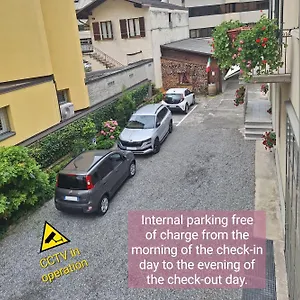 Le Rondini Pensionat Tirano