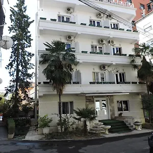 La Favorita Hotell Tirana